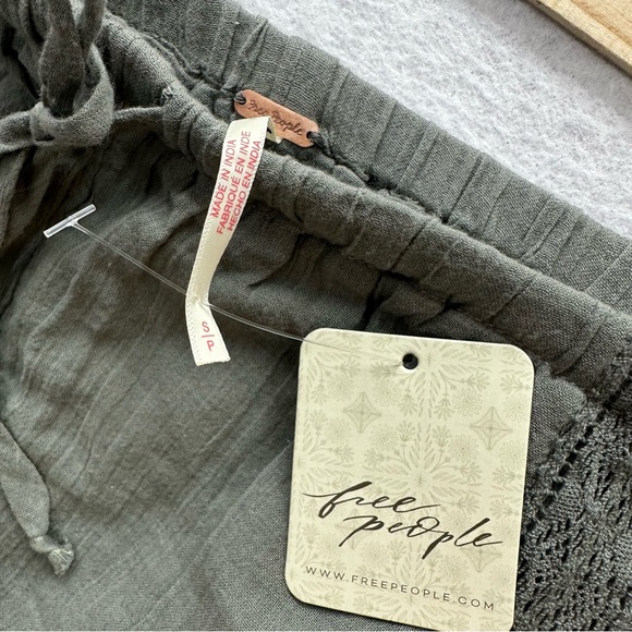 Free People Beach Shorts Embroidered Lace Drawstring Gray Oversized Short Small - Picture 3 of 10